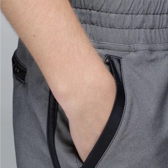 Lululemon Varsity Short - Picture 9 of 11